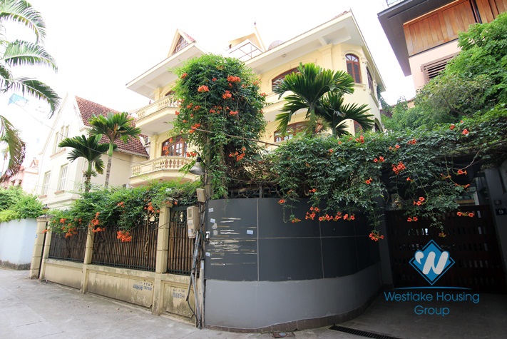 Super spacious mansion with large secluded swimming pool in Tay Ho